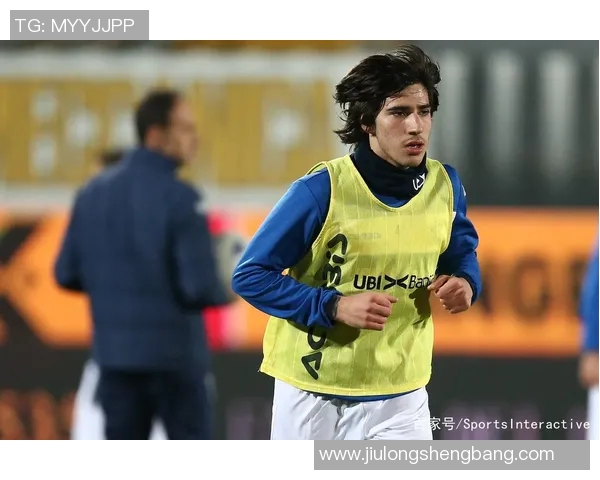 德国小将崭露头角足球明星的未来之星引发全球关注