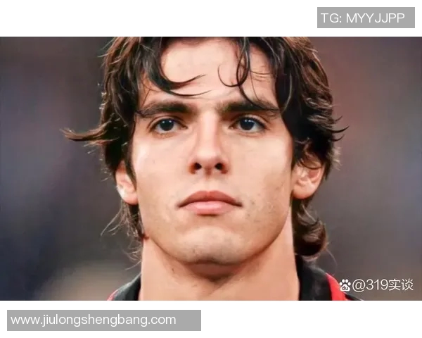 足球明星谁更具球技魅力探讨与比较分析